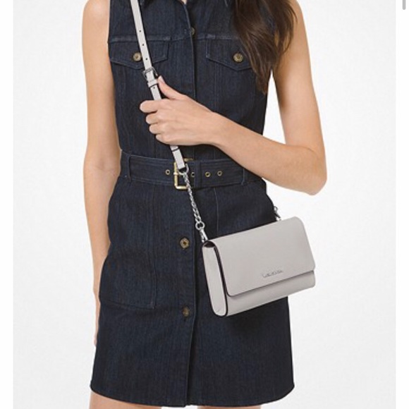 *SOLD* Michael Kors Saffiano Crossbody Bag - Picture 2 of 12